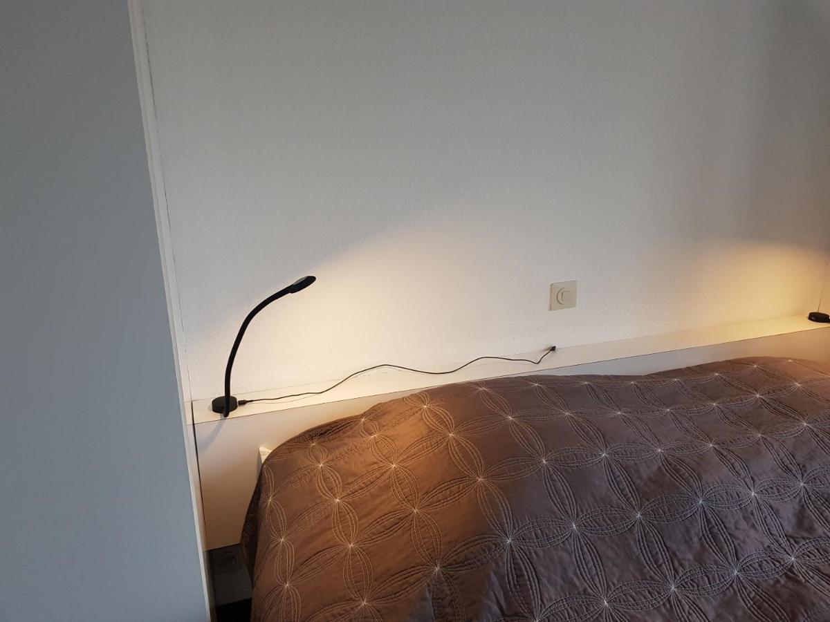 Modern Appartement Met Frontaal Zeezicht En Prive Parking Knokke-Heist Luaran gambar